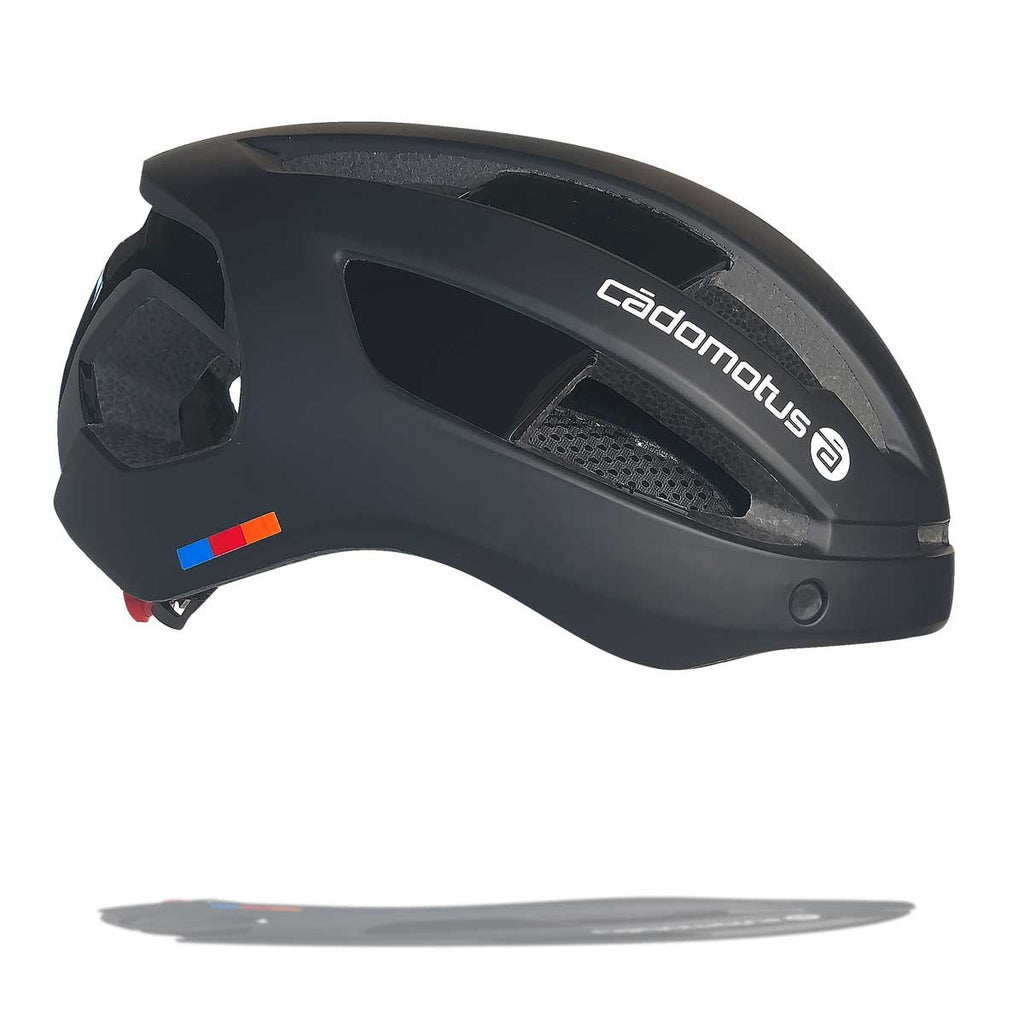Sigma-II Aerodynamic Helmet with Integrated Visor – Cádomotus Americas